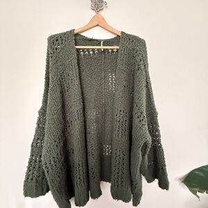 Free People Olive Green Chunky Crochet Open Cardigan – Oversized Boho Sweater